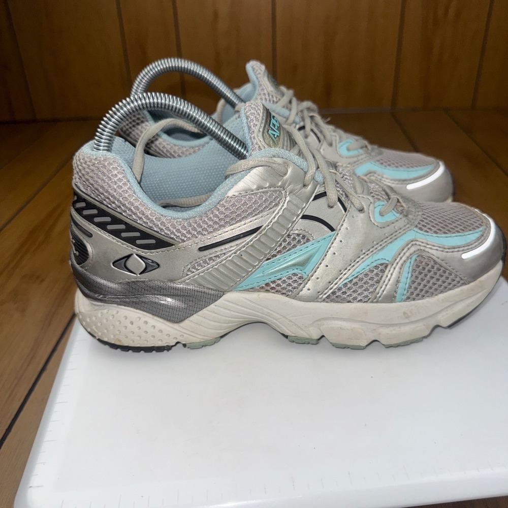 Apex X527 Womens 7 Wide Walking Shoes Silver Light Blue Mesh Athletic Sneakers
